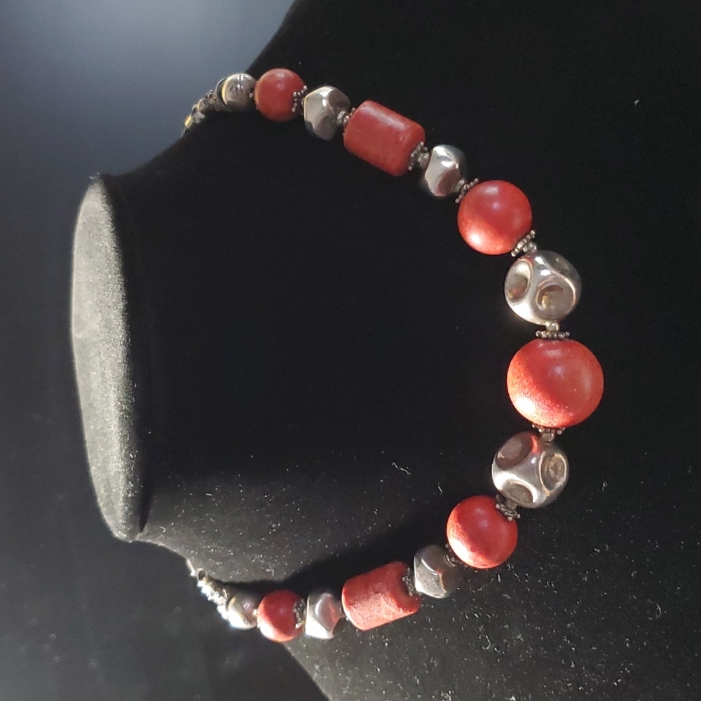 Coral and Silver tone Bead Necklace